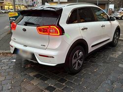 Weiß Gebraucht 2017 Kia Niro SUV | 15.500 €