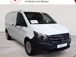 Arktisweiß Gebraucht 2020 Mercedes Vito Van / Kleinbus | 28.490 € (Guter Preis)