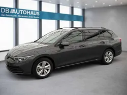 Grau Gebraucht 2023 VW Golf VIII Life Kombi | 23.980 € (Guter Preis)