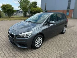 Grau Gebraucht 2017 BMW 216 Gran Tourer Advantage Van / Kleinbus | 13.000 € (Etwas zu teuer)