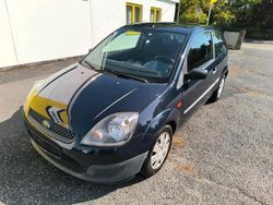 Blau Gebraucht 2006 Ford Fiesta Kleinwagen | 1.450 € (Fairer Preis)