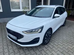 Weiß Gebraucht 2022 Ford Focus Titanium Kombi | 21.999 € (Fairer Preis)