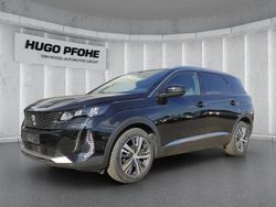 Schwarz Gebraucht 2023 Peugeot 5008 Allure Van / Kleinbus | 25.490 € (Fairer Preis)