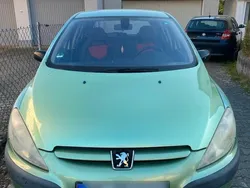 Grün Gebraucht 2001 Peugeot 307 Limousine | 300 € (Superpreis)