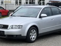 Grau Gebraucht 2001 Audi A4 Limousine | 2.690 € (Fairer Preis)