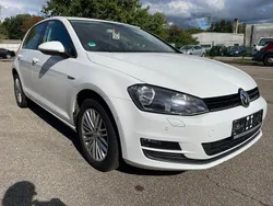 Weiß Gebraucht 2014 VW Golf VII Cup Limousine | 10.800 € (Fairer Preis)