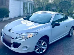 Weiß Gebraucht 2011 Renault Mégane Cabriolet Luxe Cabrio | 9.800 € (Teuer)