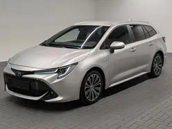 Silber Gebraucht 2021 Toyota Corolla Team Limousine | 22.980 € (Fairer Preis)