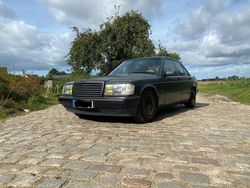Grau Gebraucht 1991 Mercedes 190 Limousine | 4.500 €
