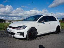 Weiß Gebraucht 2017 VW Golf VII GTI Limousine | 19.999 € (Fairer Preis)