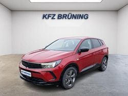 Rubin rot metallic (metallic) Gebraucht 2024 Opel Grandland X SUV | 26.480 € (Superpreis)