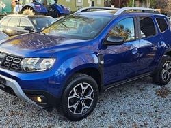 Stahlblau perlmetallic Gebraucht 2021 Dacia Duster Celebration SUV | 12.850 € (Fairer Preis)