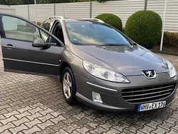 Grau Gebraucht 2010 Peugeot 407 Kombi | 1.250 €