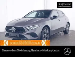 Grau Gebraucht 2024 Mercedes A250 Progressive Limousine | 32.890 € (Fairer Preis)