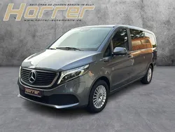 Grau Gebraucht 2022 Mercedes EQV300 Van / Kleinbus | 39.740 € (Guter Preis)