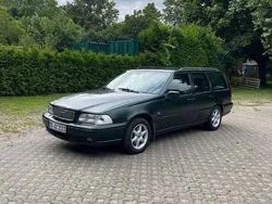 Grün Gebraucht 1998 Volvo V70 Kombi | 2.200 €
