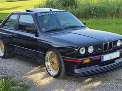 Schwarz Gebraucht 1987 BMW M3 Limousine | 89.000 €