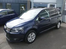 Blau Gebraucht 2013 VW Touran Van / Kleinbus | 5.490 € (Etwas zu teuer)