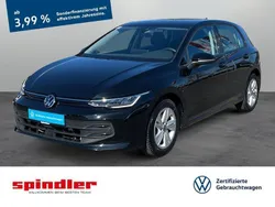 Grenadillschwarz metallic Gebraucht 2024 VW Golf VIII Life Limousine | 22.580 € (Guter Preis)