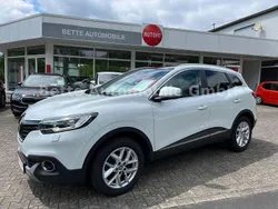 Weiß Gebraucht 2015 Renault Kadjar XMOD SUV | 10.980 € (Fairer Preis)