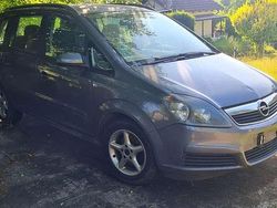 Schwarz Gebraucht 2006 Opel Zafira Edition Van / Kleinbus | 1.499 € (Guter Preis)