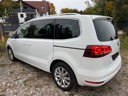 Weiß Gebraucht 2019 VW Sharan Highline Van / Kleinbus | 14.900 € (Superpreis)