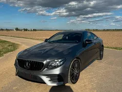 Grau Gebraucht 2017 Mercedes E200 AMG Coupé | 27.500 € (Fairer Preis)