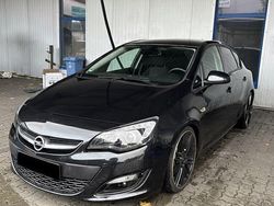 Schwarz Gebraucht 2015 Opel Astra Limousine | 5.000 € (Superpreis)