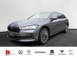 Grau Neu 2025 Skoda Superb LAURIN & KLEMENT Kombi | 49.990 € (Guter Preis)
