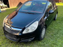 Schwarz Gebraucht 2006 Opel Corsa Kleinwagen | 1.000 € (Guter Preis)