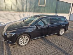 Schwarz Gebraucht 2016 VW Passat Highline Kombi | 13.699 € (Fairer Preis)