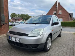 Silber Gebraucht 2003 Ford Fiesta Ambiente Kleinwagen | 1.299 € (Fairer Preis)
