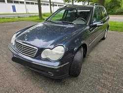 Schwarz Gebraucht 2003 Mercedes C180 Avantgarde Kombi | 2.299 € (Fairer Preis)