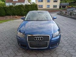 Blau Gebraucht 2005 Audi A3 Ambiente Limousine | 2.000 € (Superpreis)