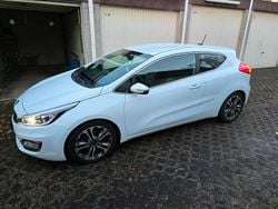 Weiß Gebraucht 2013 Kia Ceed Kleinwagen | 6.999 € (Fairer Preis)