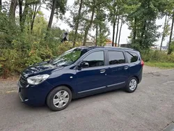 Blau Gebraucht 2020 Dacia Lodgy Comfort Van / Kleinbus | 10.800 € (Guter Preis)