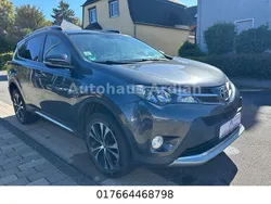 Grau Gebraucht 2015 Toyota RAV4 Edition-S SUV | 12.999 € (Fairer Preis)