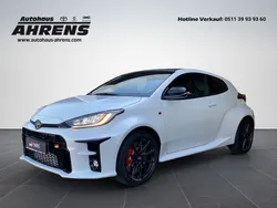 Weiß Gebraucht 2024 Toyota Yaris Edition | 39.490 € (Fairer Preis)