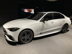 Weiß Gebraucht 2023 Mercedes C300e AMG Limousine | 49.740 € (Teuer)
