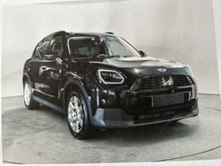 Schwarz Gebraucht 2024 Mini Countryman Classic SUV | 33.900 € (Fairer Preis)