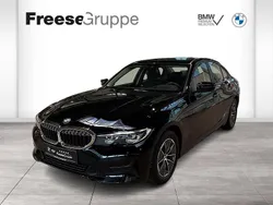 Schwarz Gebraucht 2021 BMW 318 Sport Line Limousine | 24.990 € (Fairer Preis)