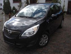 Schwarz Gebraucht 2012 Opel Meriva Selection Van / Kleinbus | 6.400 € (Teuer)
