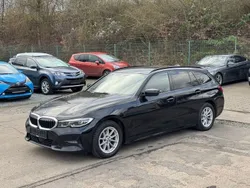 Schwarz Gebraucht 2020 BMW 320 Sport Line Kombi | 18.900 € (Etwas zu teuer)
