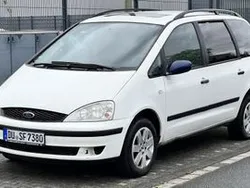 Weiß Gebraucht 2002 Ford Galaxy Ambiente Van / Kleinbus | 2.790 € (Fairer Preis)