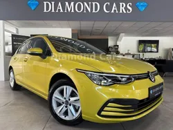 Gelb Gebraucht 2020 VW Golf VIII Life Limousine | 19.490 € (Fairer Preis)