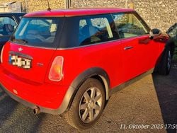 Rot Gebraucht 2002 Mini ONE Kleinwagen | 2.700 € (Etwas zu teuer)