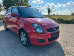 Rot Gebraucht 2009 Suzuki Swift Kleinwagen | 1.690 € (Guter Preis)