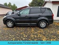 Schwarz Gebraucht 2017 Ssangyong (KGM) Rexton SUV | 8.990 € (Superpreis)