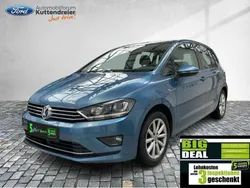 Pacific blue metallic Gebraucht 2015 VW Golf Sportsvan LOUNGE Van / Kleinbus | 15.380 € (Fairer Preis)