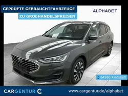 Magnetic grau Gebraucht 2023 Ford Focus Titanium Kombi | 22.097 € (Guter Preis)